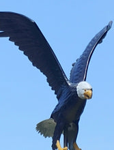 Load image into Gallery viewer, XXL Bald Eagle Finial and Magnum Solar Flagpole Light Kit