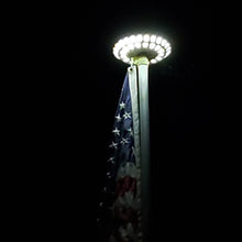 Load image into Gallery viewer, Double Row Solar Flagpole Light