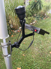Load image into Gallery viewer, Solar Flagpole Spotlight CREE