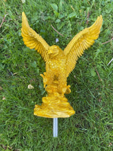Load image into Gallery viewer, Gold Flying Bald Eagle Flagpole Topper