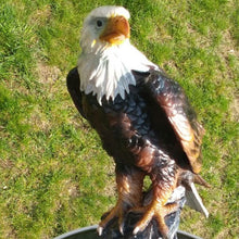 Load image into Gallery viewer, UV and Weather resistant Bald Eagle Flagpole Top