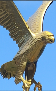 XXL Gold Flagpole Eagle